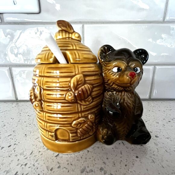 Vintage Kitschy Honey Bear Beehive Honey Ceramic Pot Jar Server w/Spoon - Picture 1 of 8